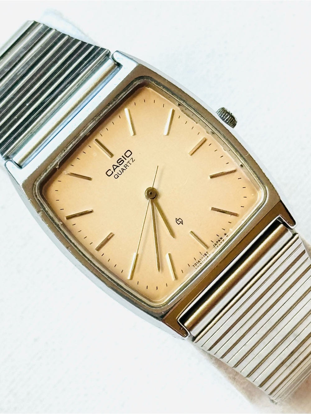 Vintage Casio Japan M Men's Silver Dress Watch 317 MQ-301